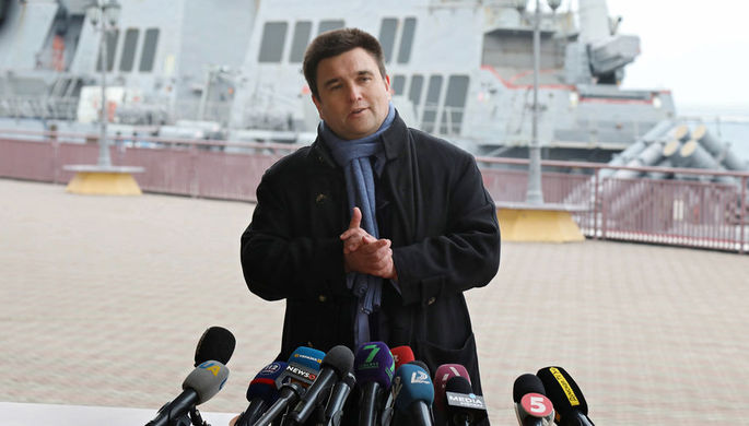 Министр иностранных дел Украины Павел Климкин во время брифинга в порту Одессы, 26 февраля 2019 года