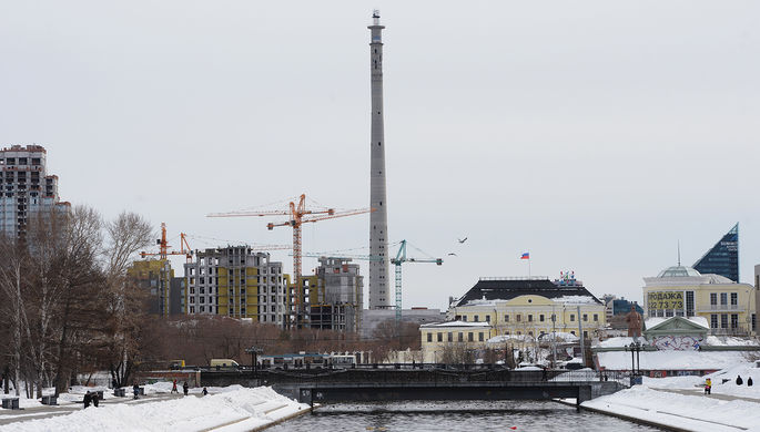 Недостроенная телебашня высотой 210 метров в центре Екатеринбурга, 21 марта 2018 года