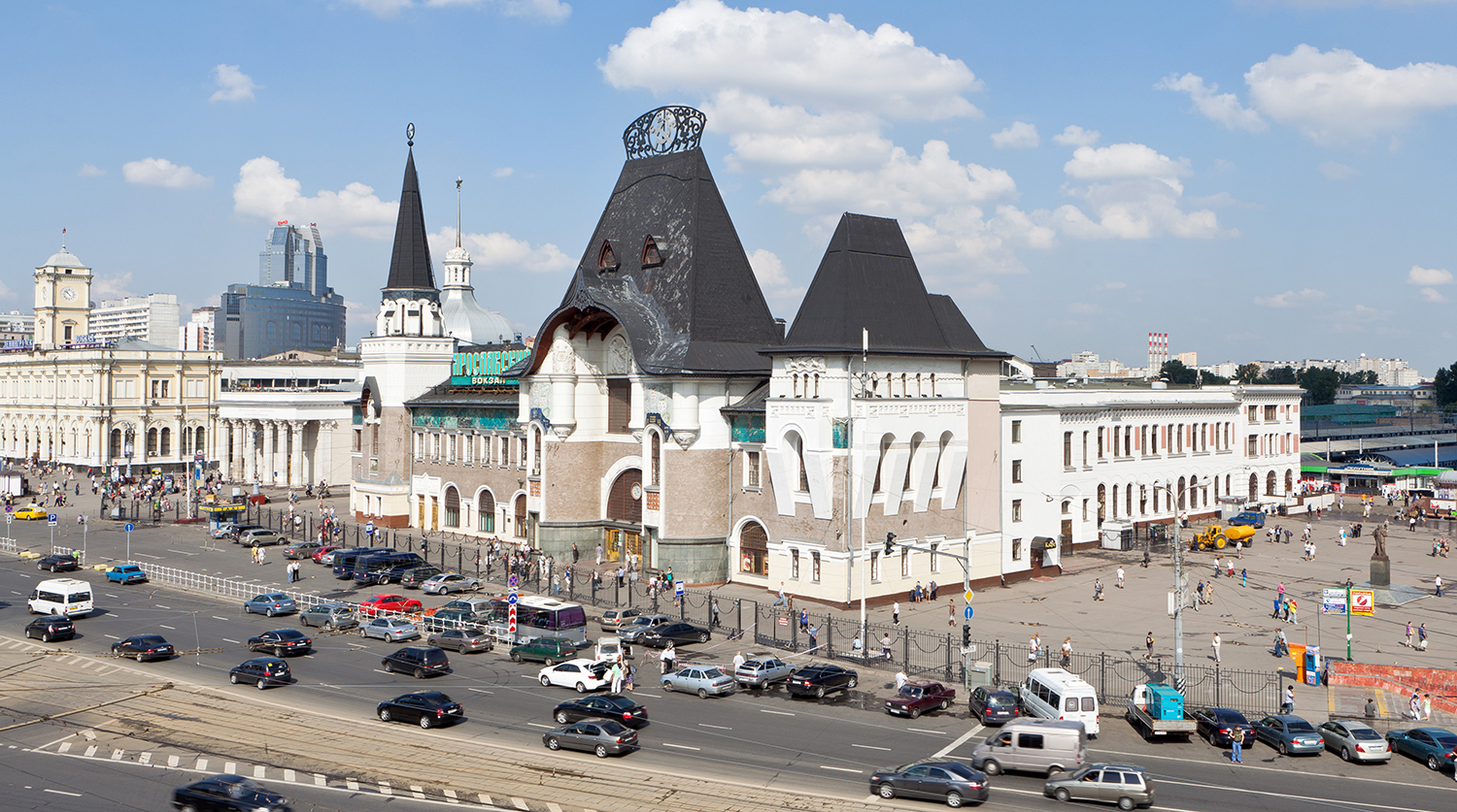 как выглядит ярославский вокзал в москве