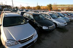 Продажи новых автомобилей в России в августе 2014 года упали почти на 26%