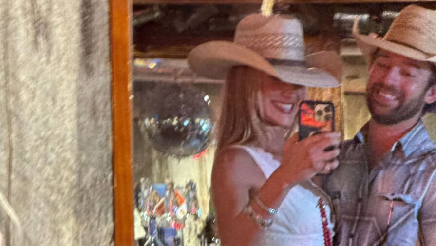 Модель Белла Хадид и тренер по конному спорту Адан Бануэлос расстались после 2 лет отношений