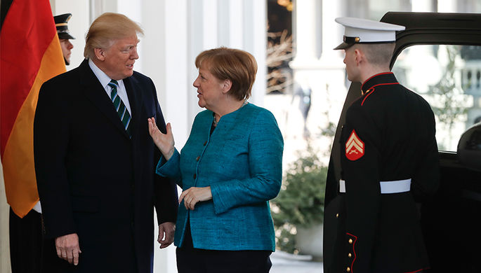 Президент США Дональд Трамп и канцлер Германии Ангела Меркель в Вашингтоне, 17 марта 2017 года