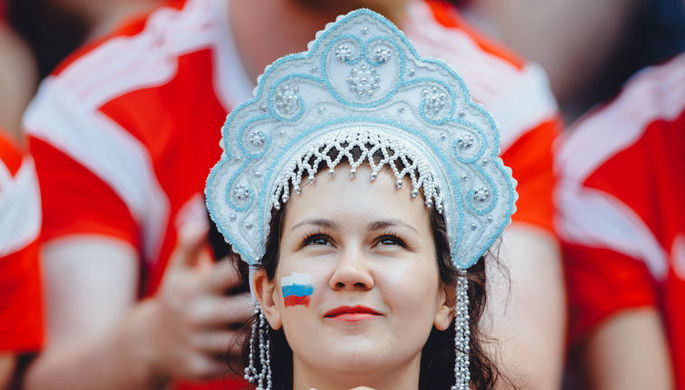 Болельщики во время матча 1/8 финала чемпионата мира по футболу между сборными Испании и России