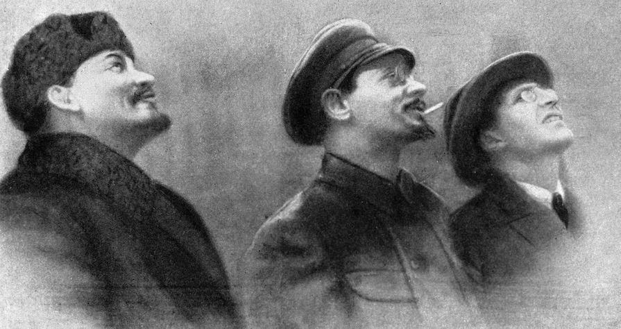 Владимир Ленин, Яков Свердлов и Варлам Аванесов