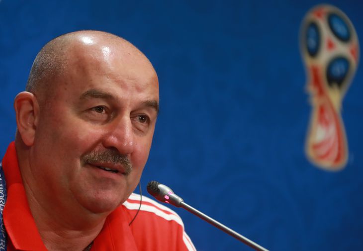 Главный тренер сборной России по футболу Станислав Черчесов