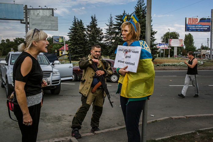Поимка в Донецке подозреваемой в корректировке артиллерии ВСУ