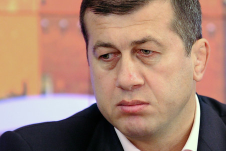 Югоосетинских оппозиционеров подозревают в попытке госпереворота