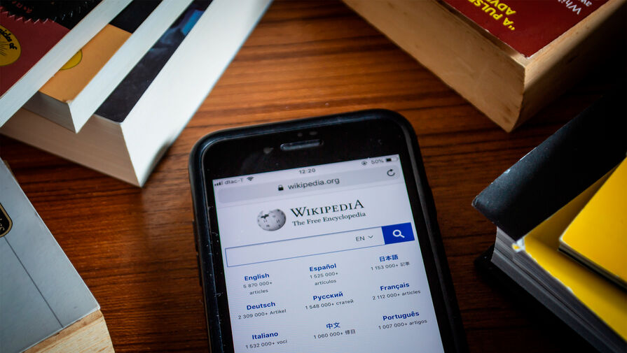 В Википедии сообщили, что два их сотрудника тайно работали над Русской Википедией