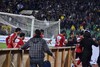 Игроки «Аль-Ахли» спешно покидают поле