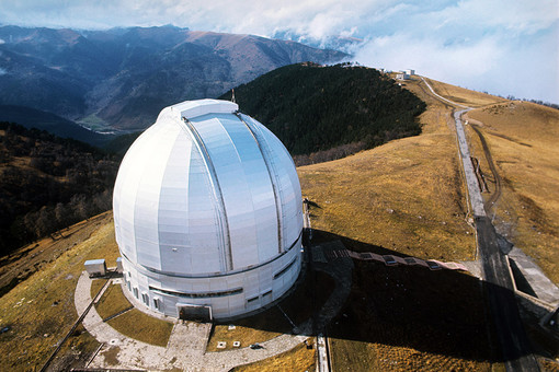 Телескопы, стоимость которых $200 млн, содержать и оснащать практически не на что