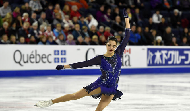 Выступление Евгении Медведевой в короткой программе на Skate Canada обернулось почти катастрофой