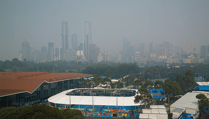 Смог над кортами Australian Open в Мельбурне