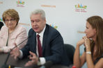 Сергей Собянин поговорил с членами своего штаба о мировых столицах и честных выборах