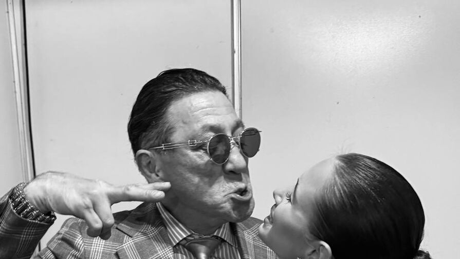 Аврора Киба заявила о расставании с певцом Григорием Лепсом