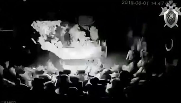 Первые секунды начала пожара в детской комнате ТРК «Комсомолл» в Иркутске, 1 июня 2018 года