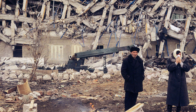 Последствия землетрясения в городе Спитак, Армения, 1988 год