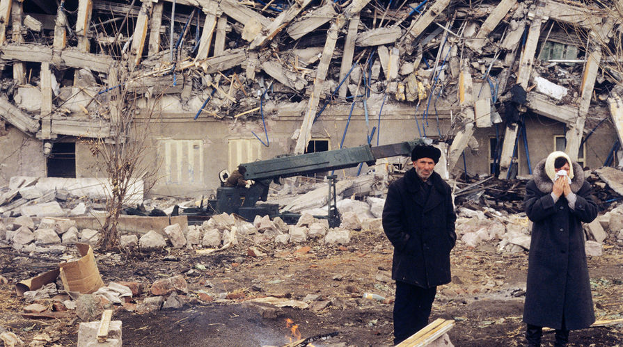 Последствия землетрясения в городе Спитак, Армения, 1988 год