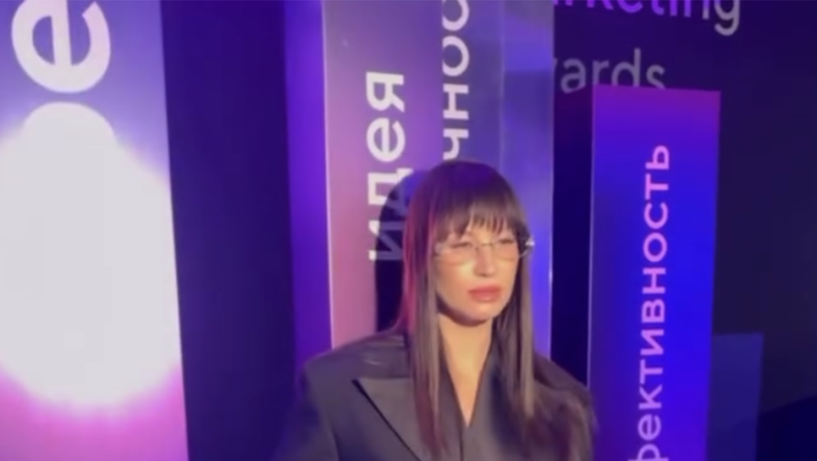 Бизнесвумен Ида Галич вышла на публику в костюме