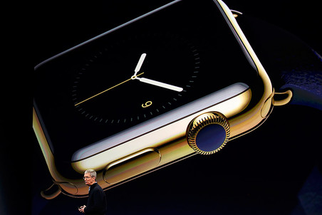 Тим Кук во время презентации Apple