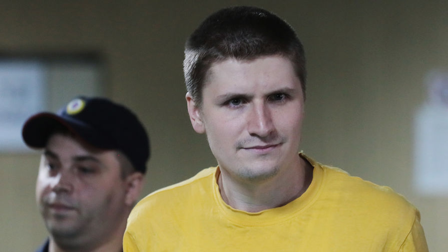 <b>Владислав Синица, 30 лет.</b> Обвинялся по статье о возбуждении ненависти или вражды с угрозой применения насилия (ч. 2 ст. 282 УК). Приговорен к пяти годам лишения свободы. Вину не признал.