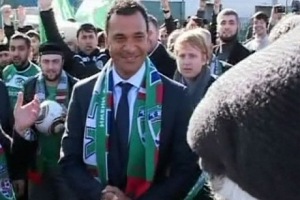Руд Гуллит в аэропорту Грозного // кадр Первого канала