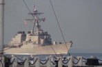Эсминец ВВС США идет в Черное море