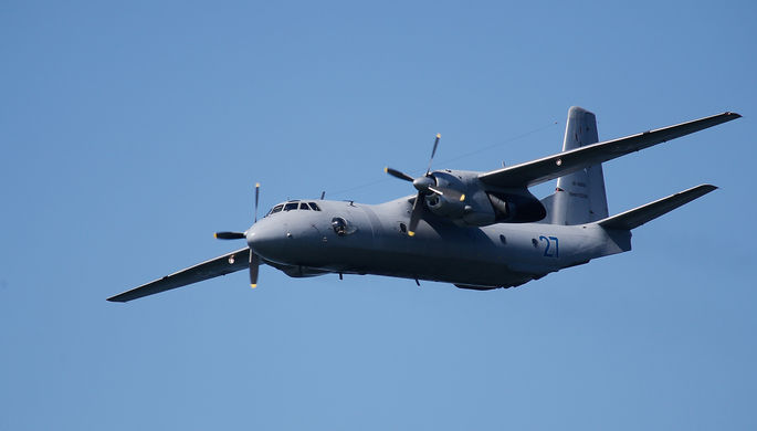 Военно-транспортный самолет Ан-26, архивный снимок
