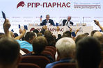Михаил Касьянов стал единоличным председателем партии