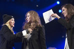 Толоконникова и Алехина призвали освободить фигурантов «болотного дела» на концерте Amnesty International в Нью-Йорке