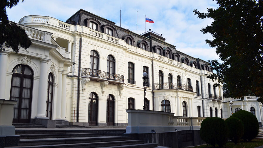 Глава МИД Липавский: власти Чехии одобрили заморозку госсобственности России
