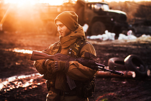 República milicia Donetsk Personas en las proximidades de la región Debaltsevo Donetsk