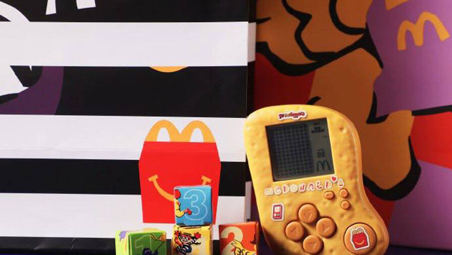 McDonalds в Китае выпустил игровую консоль в виде наггетса с Тетрисом внутри