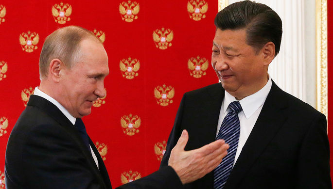 Владимир Путин и председатель КНР Си Цзиньпин во время встречи в Кремле, 3 июля 2017 года