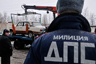 Эвакуировать автомобили за неправильную парковку и забытую доверенность вновь будут за деньги Эвакуировать автомобили за неправильную парковку и забытую доверенность вновь будут за деньги