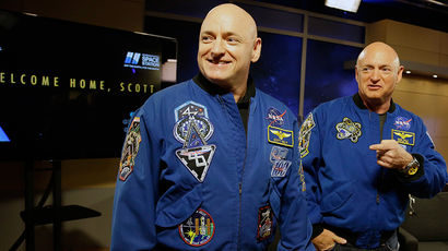 Ученые озадачены показателями «омоложения» астронавта-близнеца