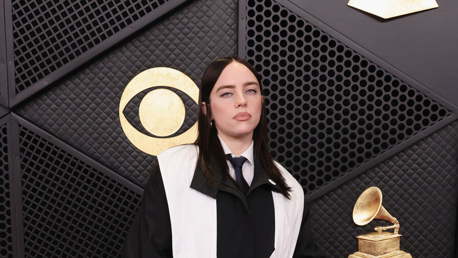 Певица Билли Айлиш пришла на Грэмми с кольцом на безымянном пальце