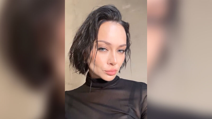 Актриса Настасья Самбурская выложила видео в прозрачном платье