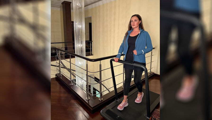 Телеведущая Первого канала Екатерина Андреева выложила фото в легинсах