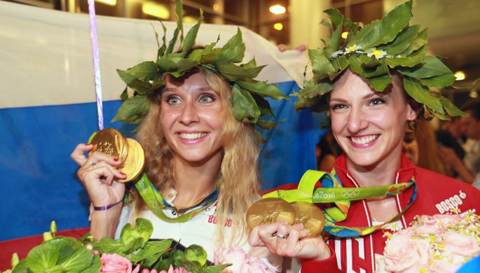 Пятикратные олимпийские чемпионки по синхронному плаванию Светлана Ромашина и Наталья Ищенко