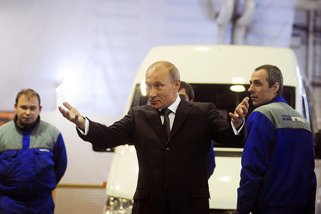 Чтобы выполнить все предвыборные обещания Путина, нужно найти доходов еще на 3% ВВП