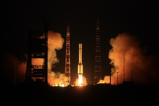 Первый после аварии в июле «Протон» со спутником связи стартовал с Байконура - фото 1