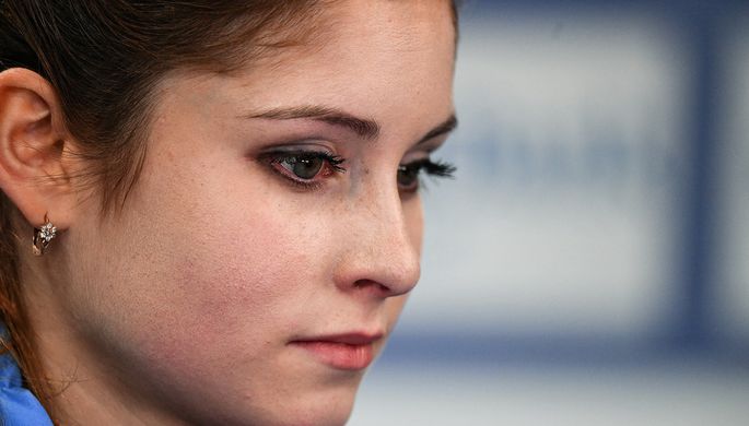 Олимпийская чемпионка по фигурному катанию Юлия Липницкая завершила карьеру в 19 лет