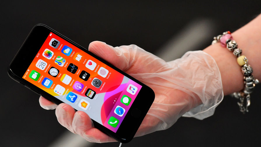 Стоимость iPhone SE в России упала на 20%