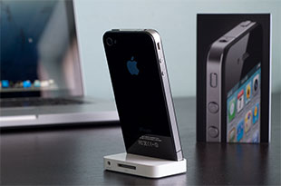 ������������� iPhone 4: ����������� �����-�������