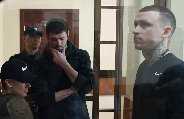 Футболисты Павел Мамаев, Александр Протасовицкий и Кирилл Кокорин