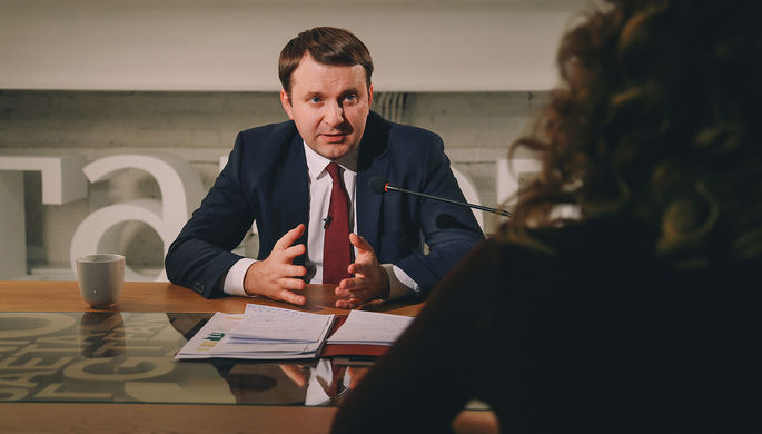 Министр экономического развития Максим Орешкин во время интервью в редакции «Газеты.Ru»