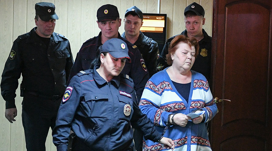 Бывший главный бухгалтер театральной труппы "Седьмая студия" Нина Масляева в Пресненском суде Москвы, 27 мая 2017 года