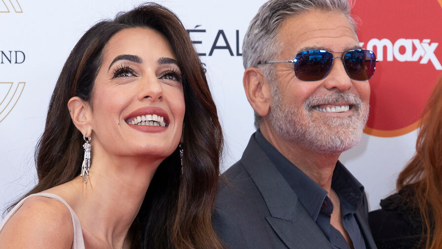 Актеров Джорджа и Амаль Клуни засняли на отдыхе в Италии