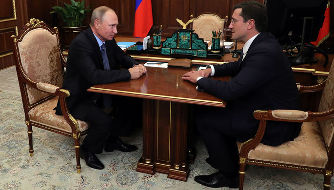 Президент России Владимир Путин и врио губернатора Нижегородской области Глеб Никитин во время...