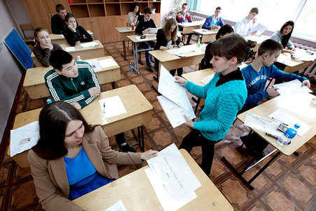 по широкому пройду полю слушать по широкому пройду полю слушать